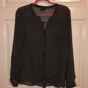 Black and white polka dot shear knitted top